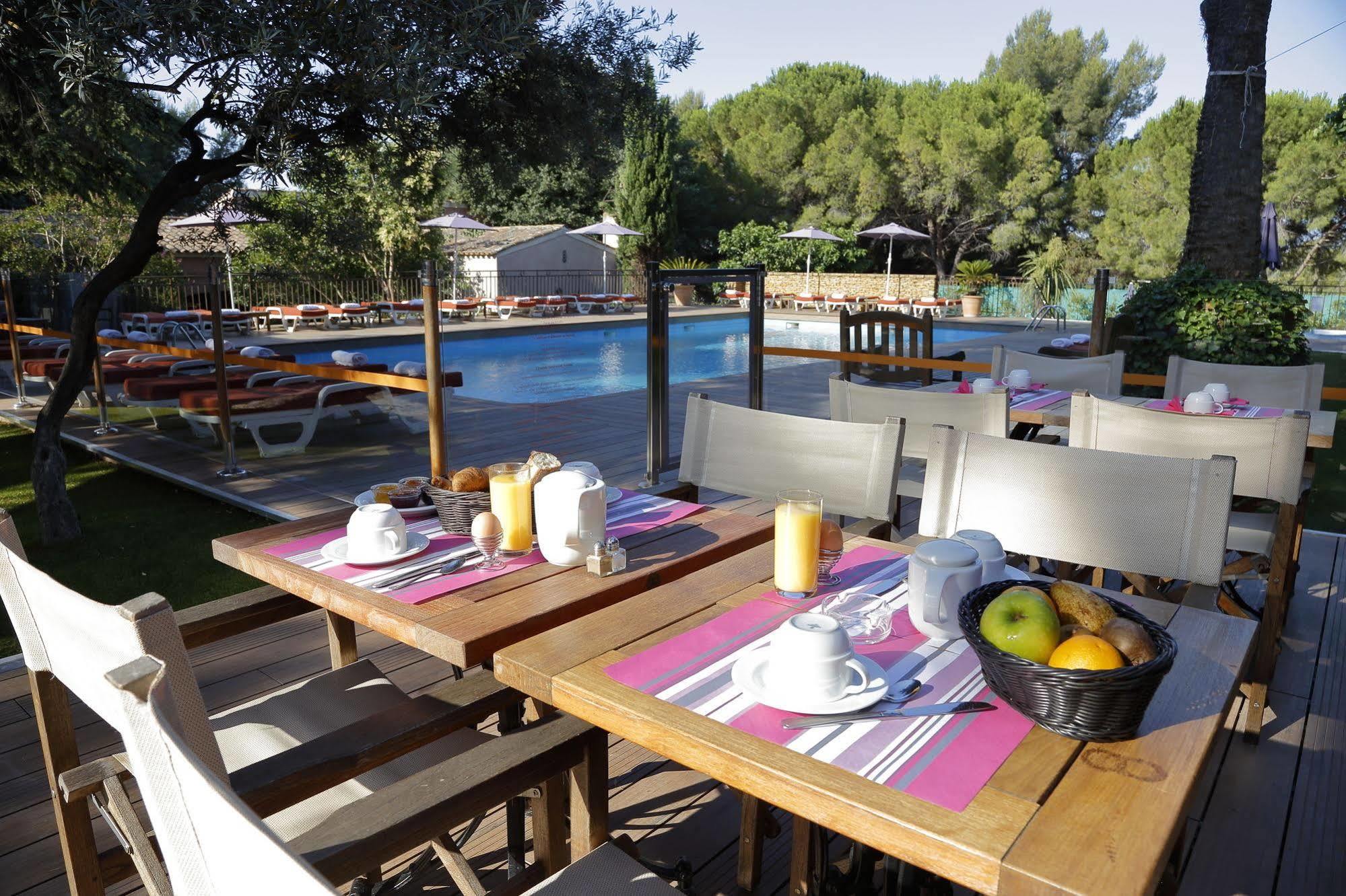 Les Jardins De Cassis - Parking Gratuit & Piscine Chauffee Hotel Exterior foto